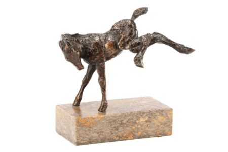 Antiquitätenhandel Rumanli pferdefigur sintenes