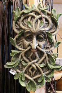 amarandel bemalte holzfigur