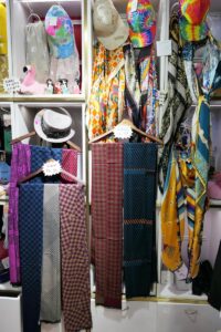 lily maja bunte hüte und schals