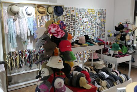 lily maja hüte und caps im laden