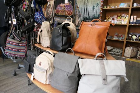 vietnamesische stickkunst taschen