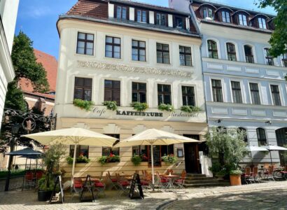 kaffeestube aussenbereich an der nikolaikirche