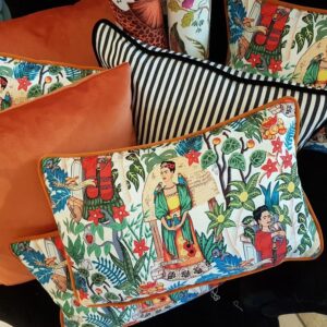 Kissen mit frida kahlo motiv bei Raumausstatter fröhlich wohnen in Berlin-Mitte