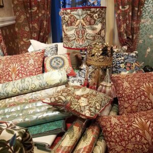 tapeten stoffe und kissen bei Raumausstatter fröhlich wohnen in Berlin-Mitte